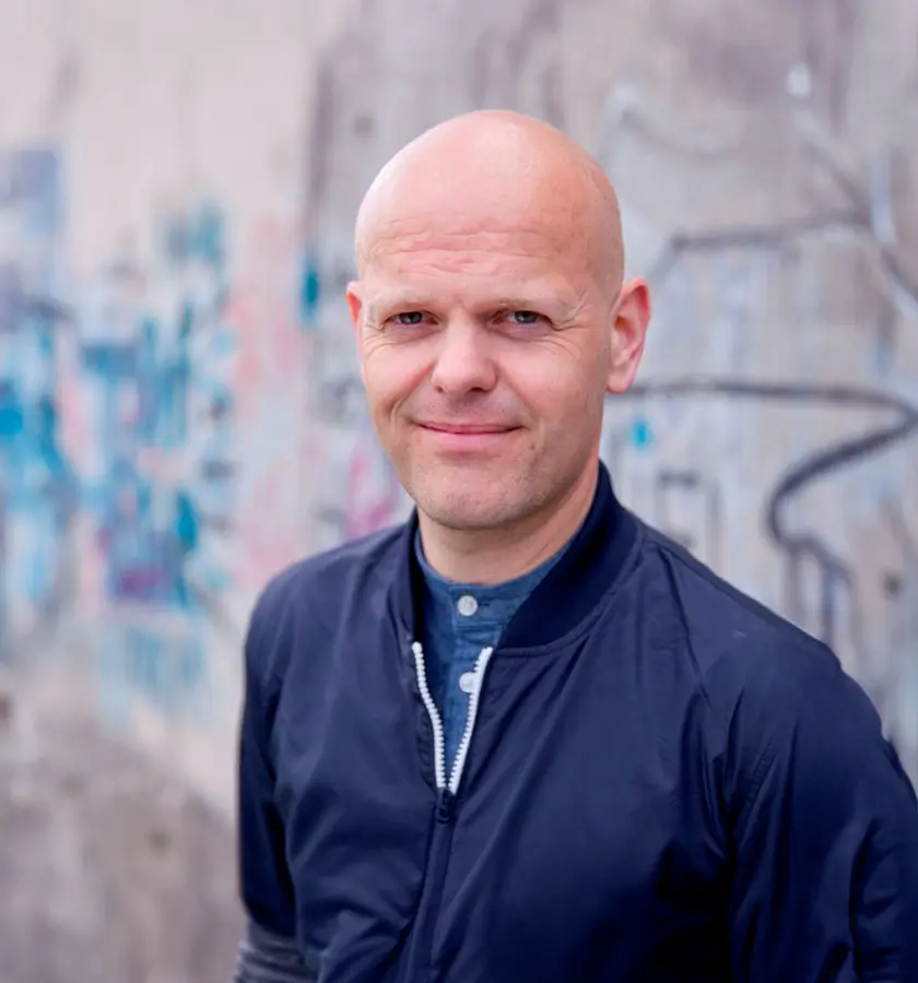 kim-bl-sbjerg-foredrag-eget-forfatterskab-og-research
