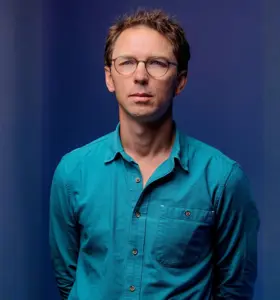 Peder Frederik Jensen - Prisvindende forfatter der tager publikum med ind i fortællinger om Danmark, naturen og menneskets vilkår.