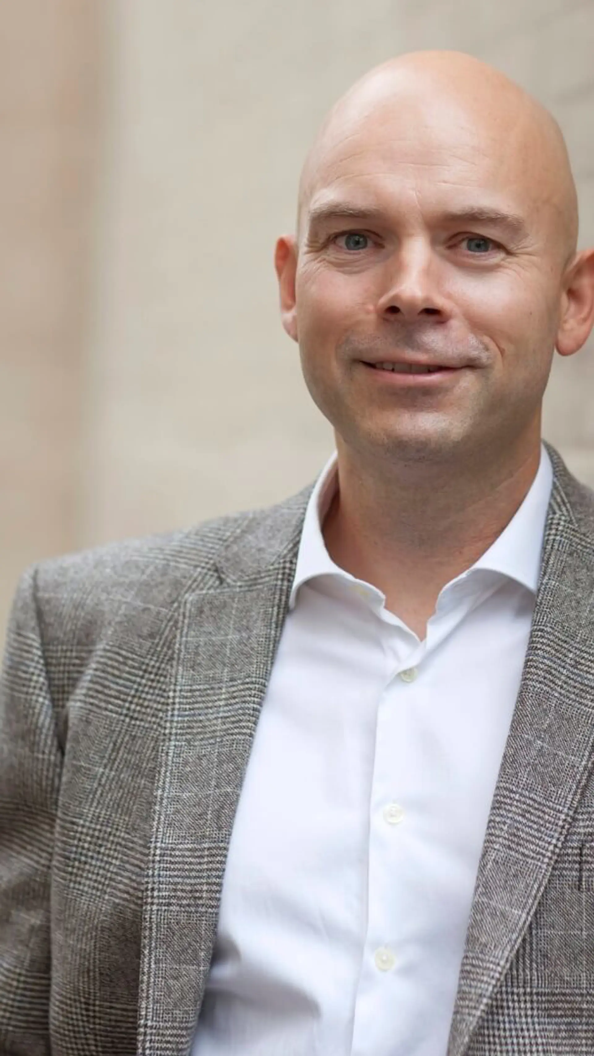 Jakob Clod Asmund - <p dir="ltr">Major, militæranalytiker og forfatter med speciale i rummet som strategisk domæne og dets voksende betydning for sikkerhed og moderne krigsførelse.&nbsp;</p>