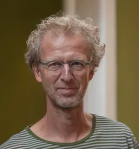 Steen Nepper Larsen
