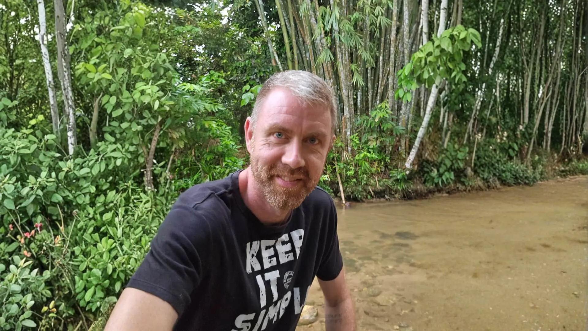 Jesper Hede - Ejer af og instruktør hos Bushcraft Danmark, friluftsvejleder og underviser, samt konsulent for diverse TV produktioner.