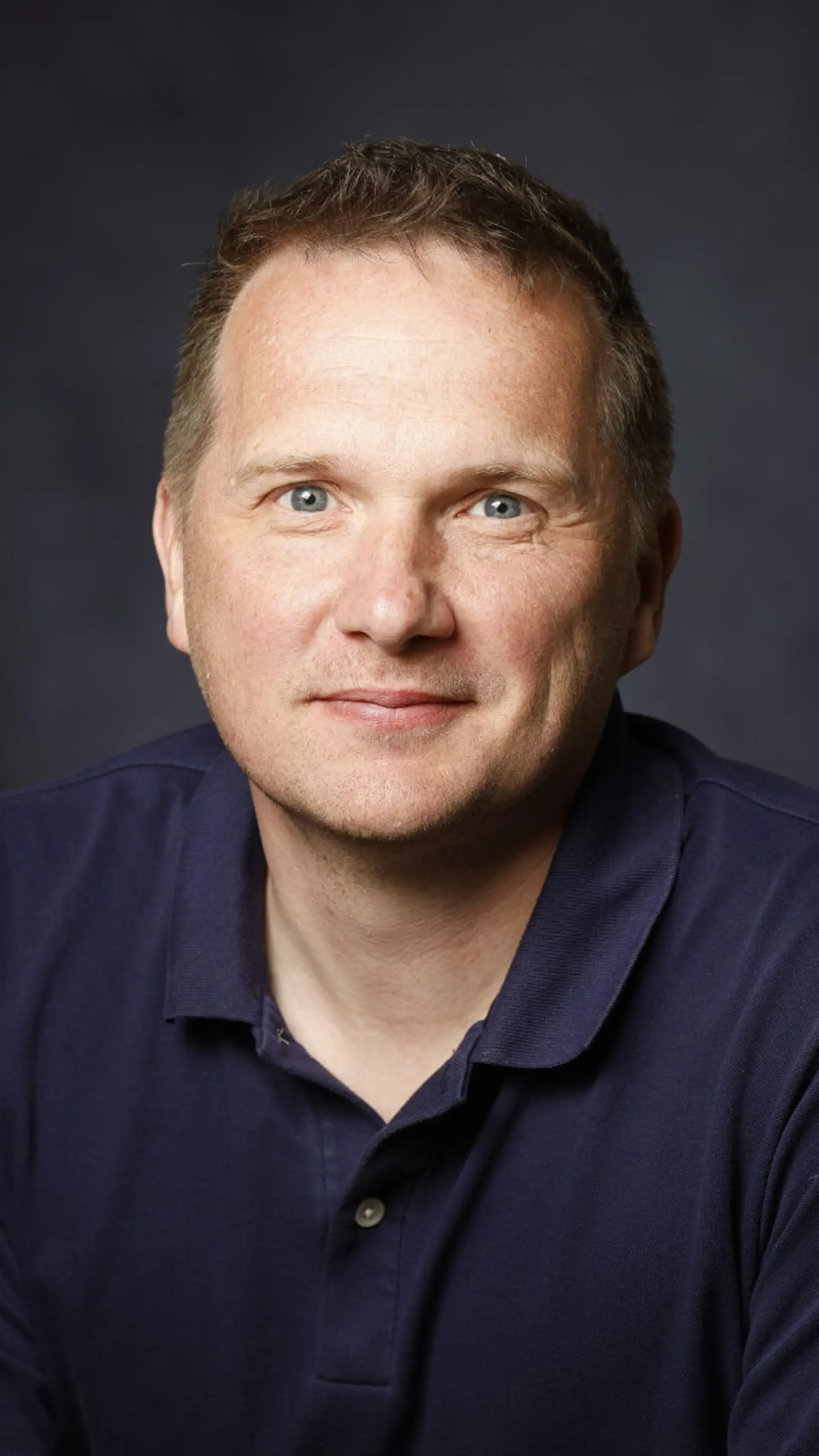 Christian Kanstrup Holm - <p>Professor i immunologi ved Aarhus Universitet med blik for virus, feber og moderne medicin.</p>