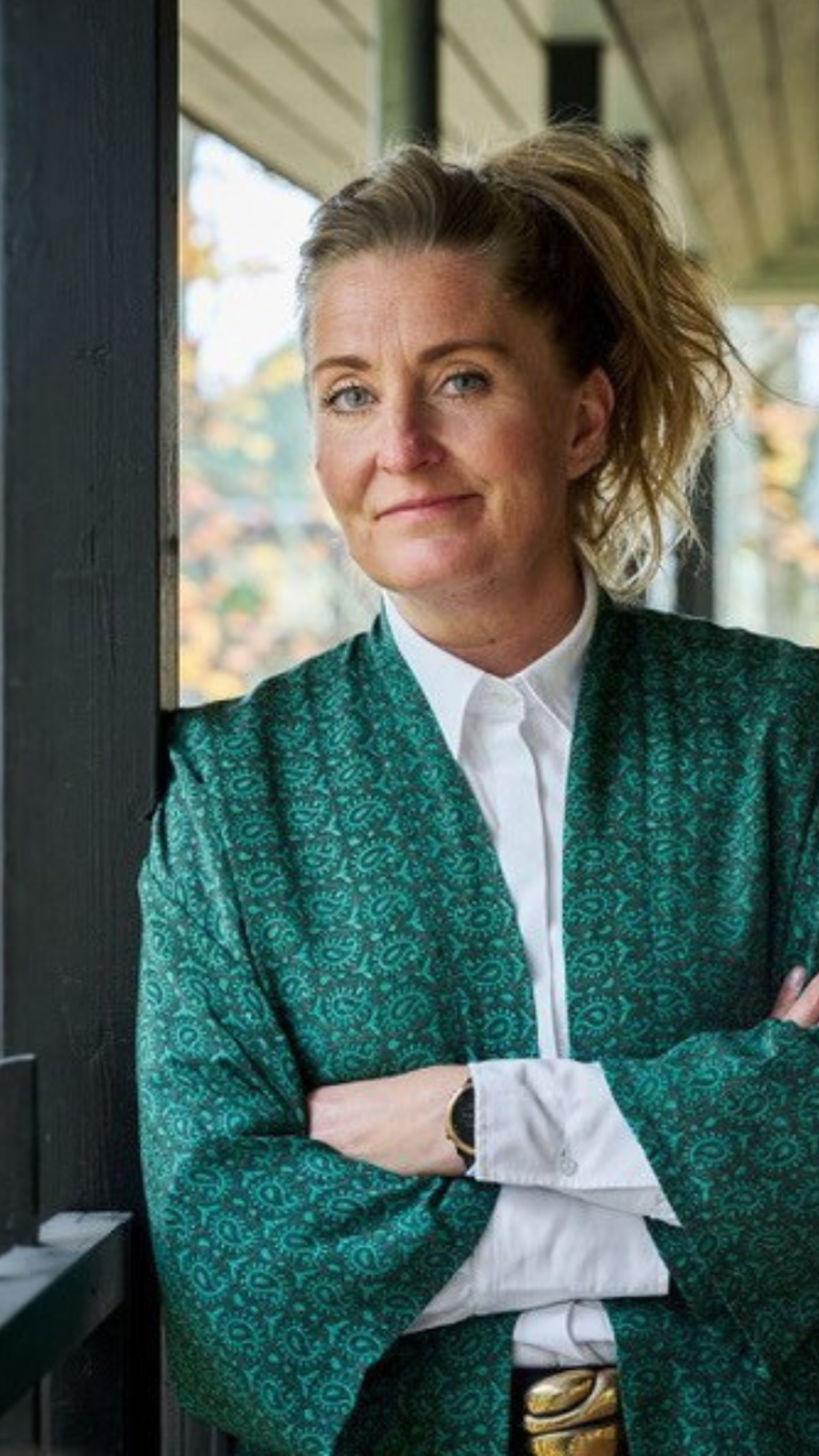 Julie Lindegaard - <p dir="ltr">Moderator, journalist, forfatter,<em> </em>bestyrelsesmedlem<em> </em>og foredragsholder med skarphed, nærvær og stærke samtaler i centrum.&nbsp;</p>
