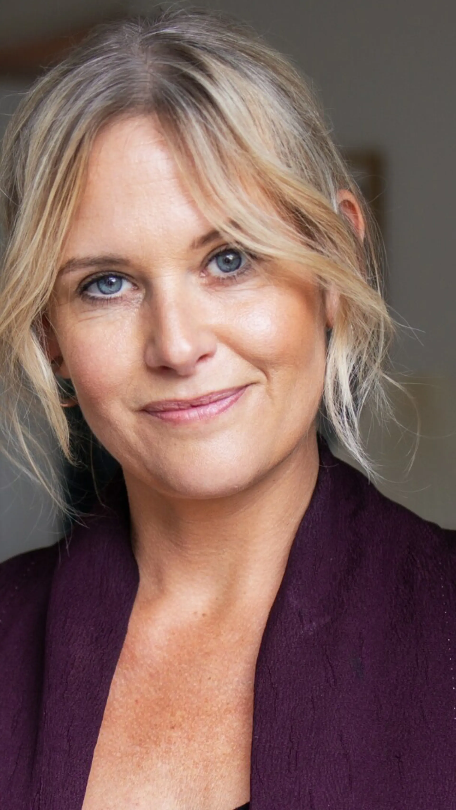 Stine Buje - <p>Prisvindende forfatter og foredragsholder der gennem ærlige fortællinger om livet og døden inspirerer til nærvær og meningsfulde valg.</p>